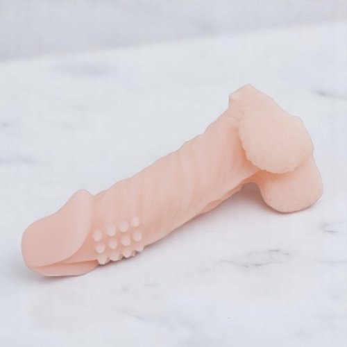 Studded Et Dokusunda Uzatmalı Testisli Realistik Penis Kılıfı