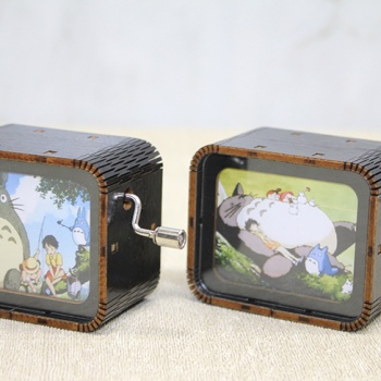 Totoro Müzik Kutusu