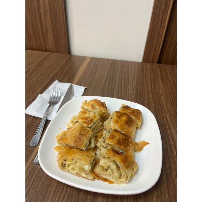 Kıymalı Börek