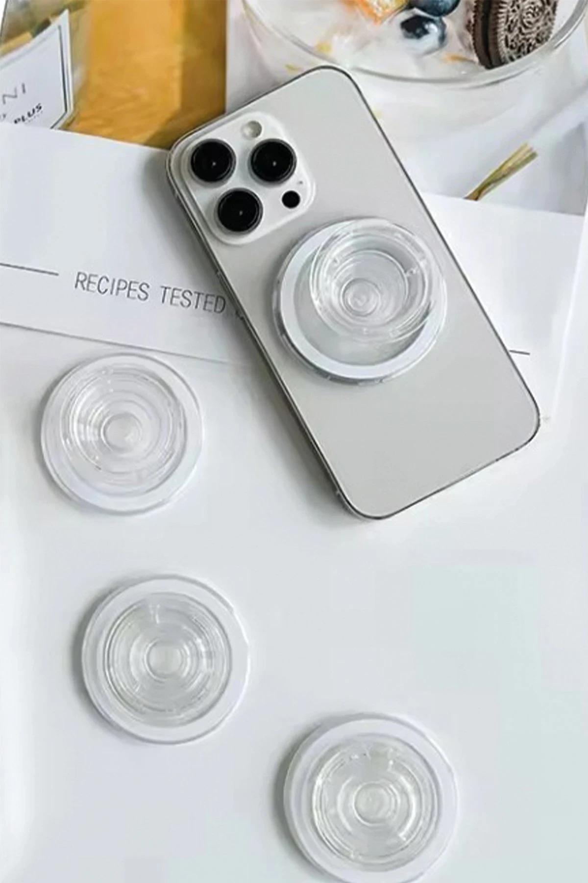 Newface Kickstand Renkli Magsafe Stand - Beyaz