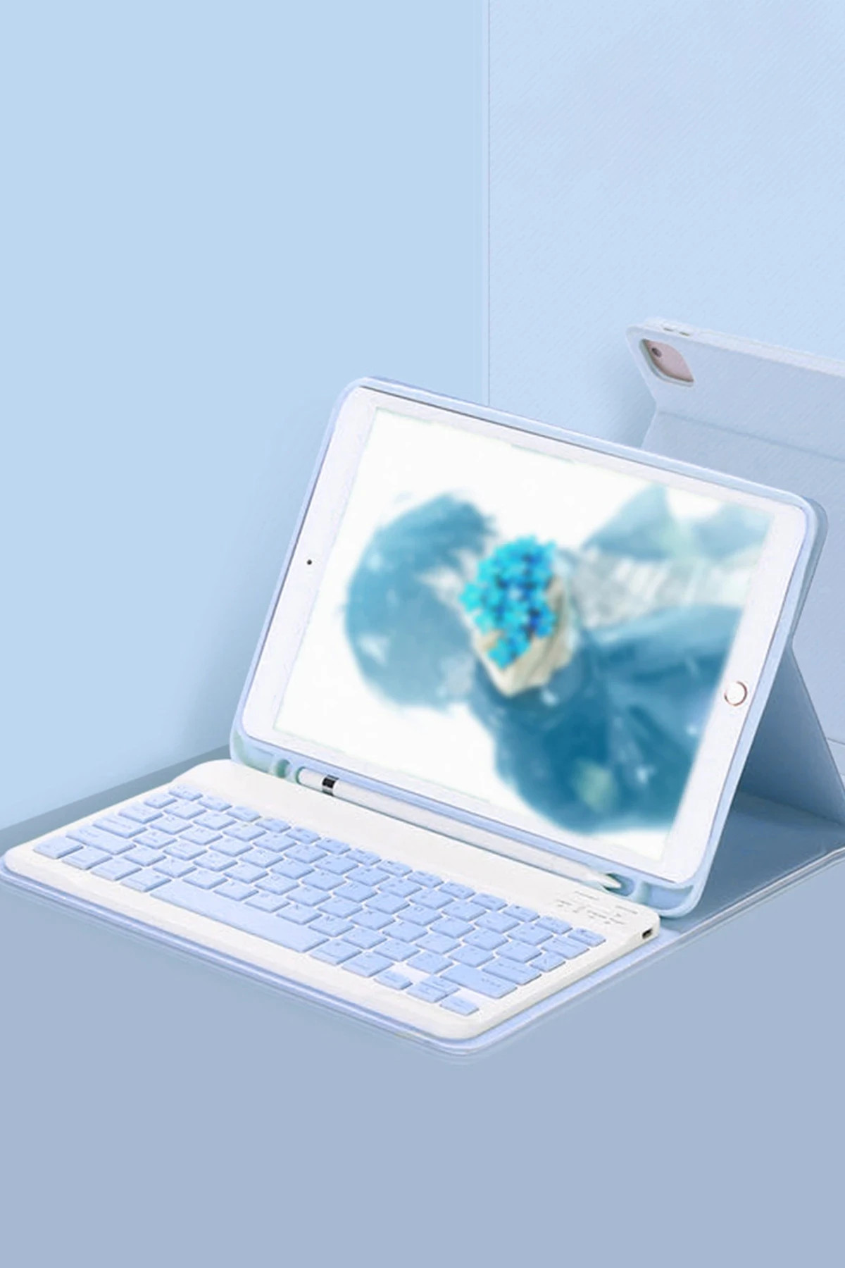 Newface iPad Pro 11 (2024) Kılıf KC01 Smart Klavyeli Tablet Kılıfı - Açık Mavi