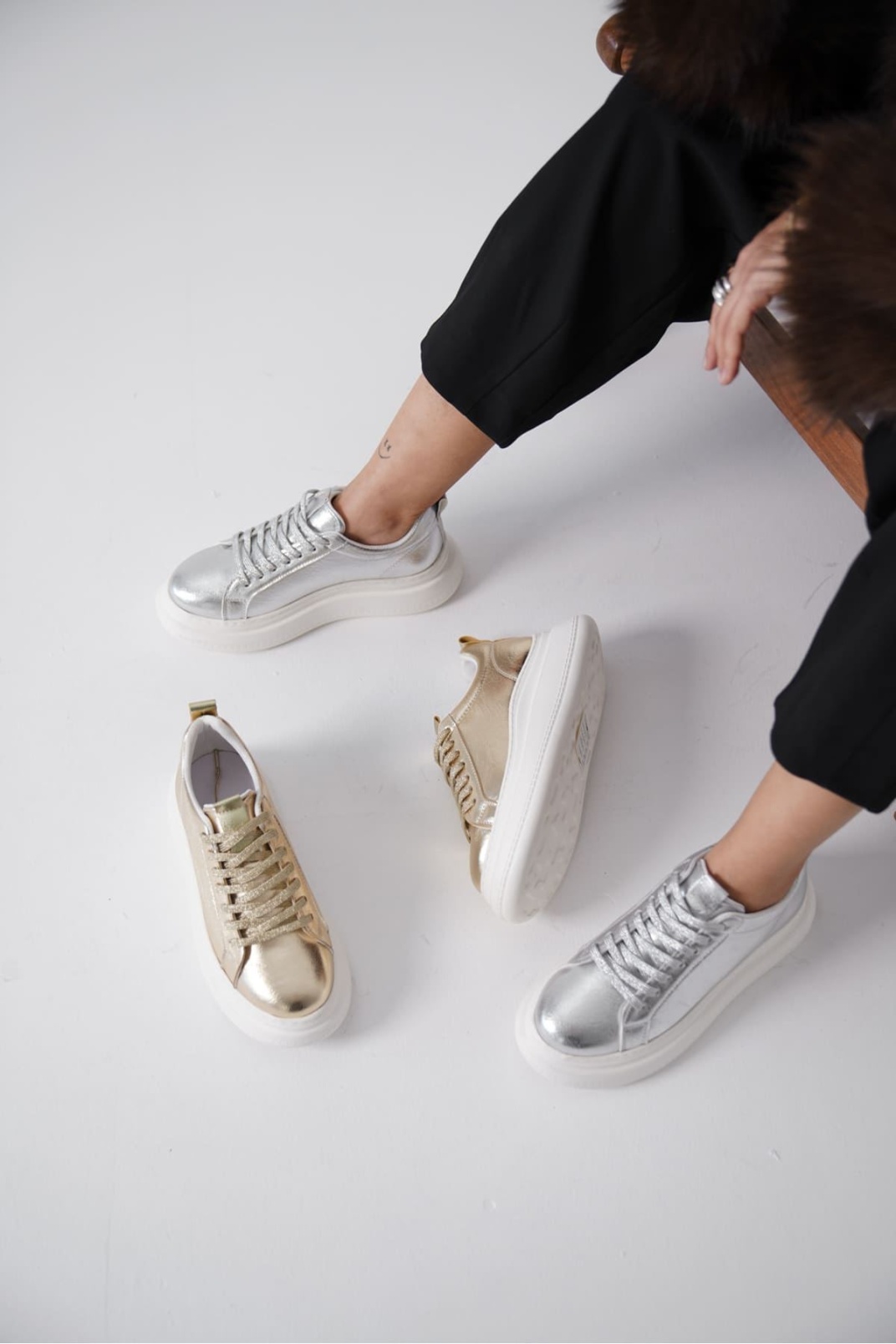 Dina Kadın Altın Sneaker