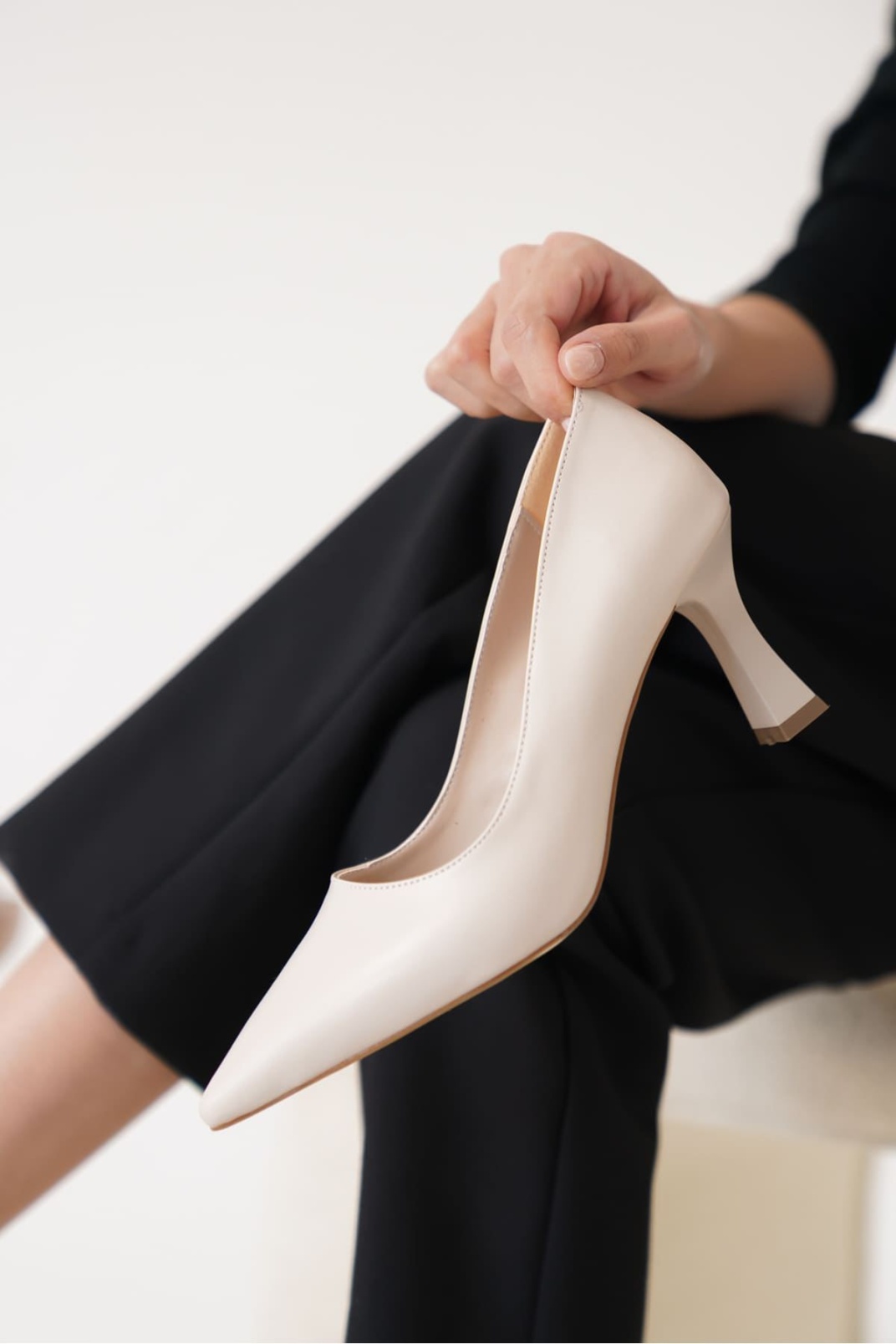Alexandra Kadın Bej Stiletto