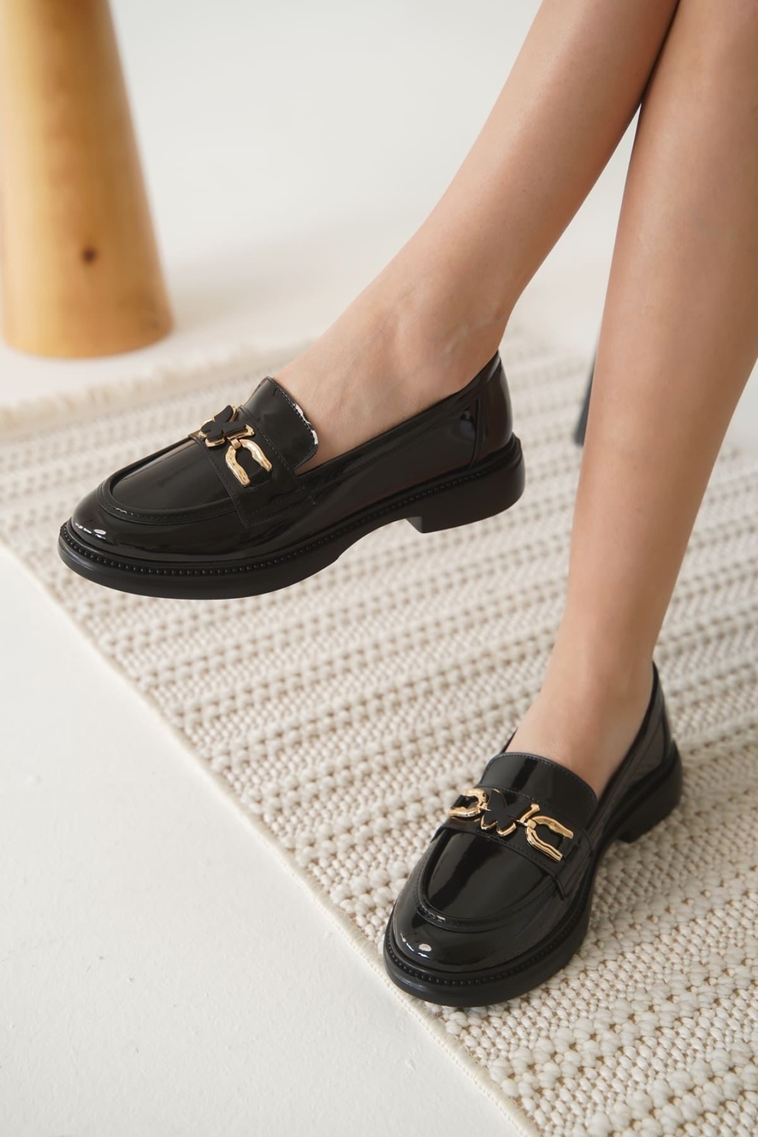 Selly Kadın Siyah Rugan Loafer