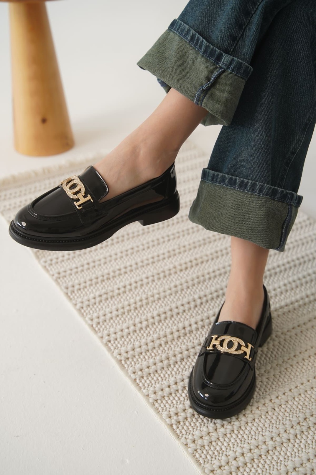 Viola Kadın Siyah Rugan Loafer