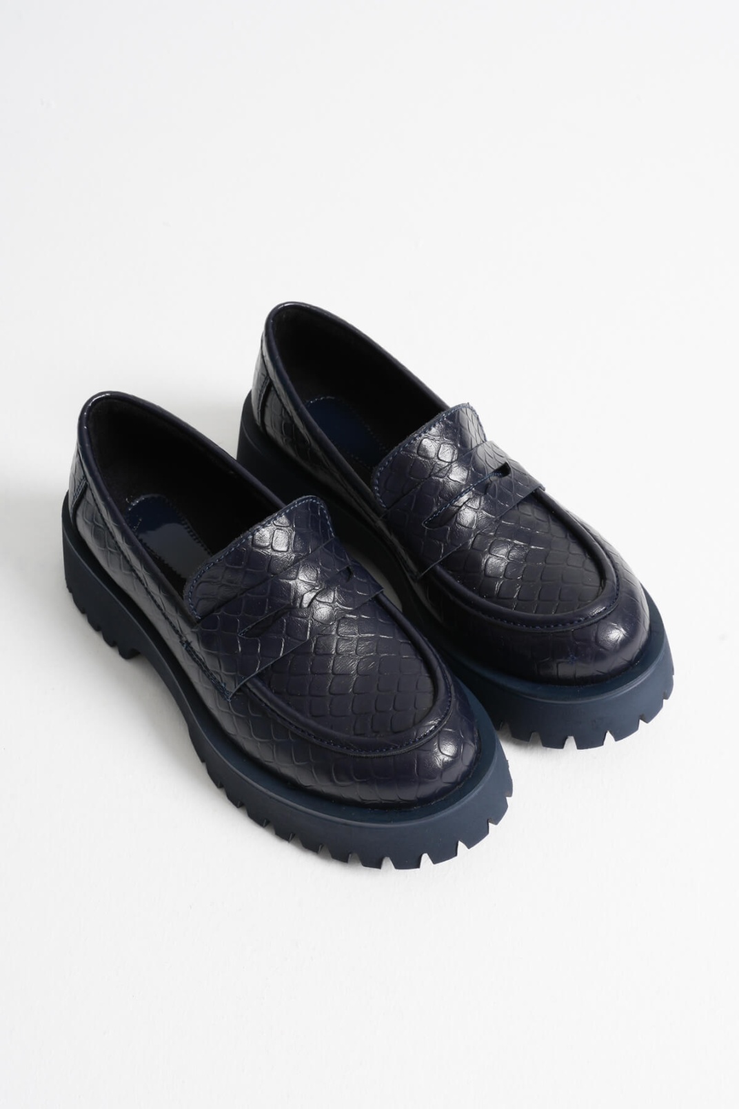 Noir Kadın Günlük Lacivert Kroko Loafer Ayakkabı