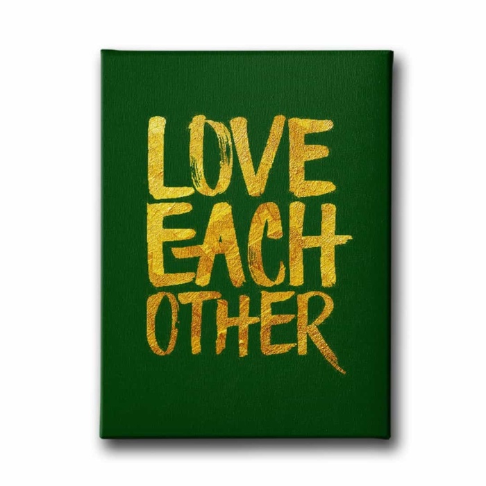 Love Each Other Canvas Tablo