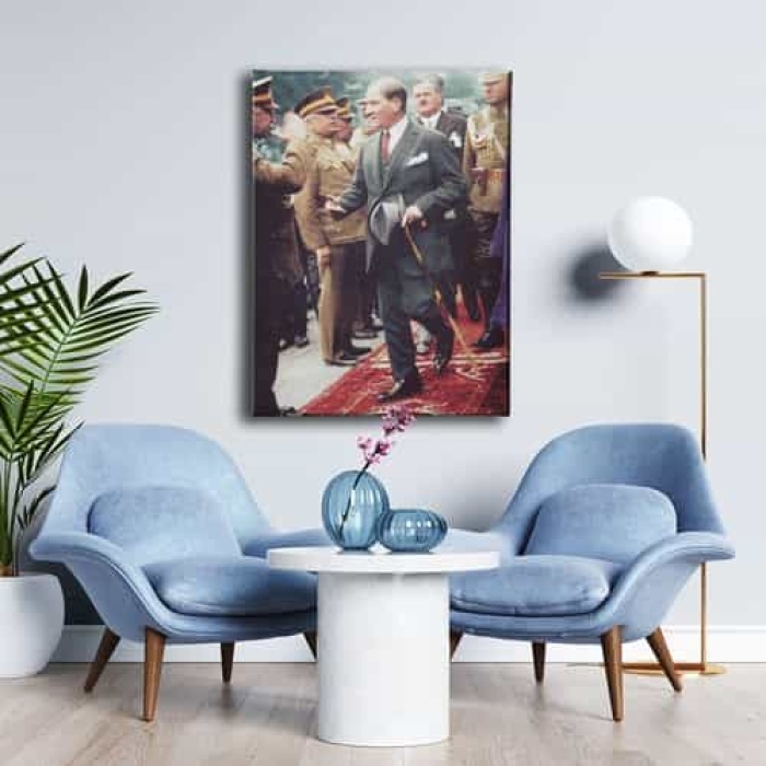 Selamlarken Ataturk Kanvas Tablo
