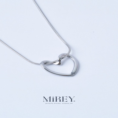 Smoothly Silver Kalp Çelik Kolye