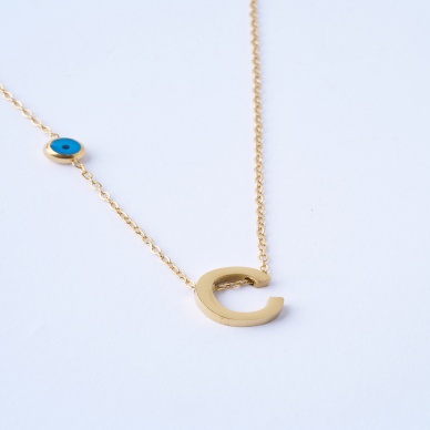 C Harfli Çelik Kolye