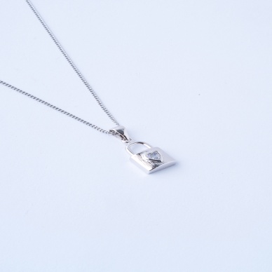 Locked Silver Çelik Kolye