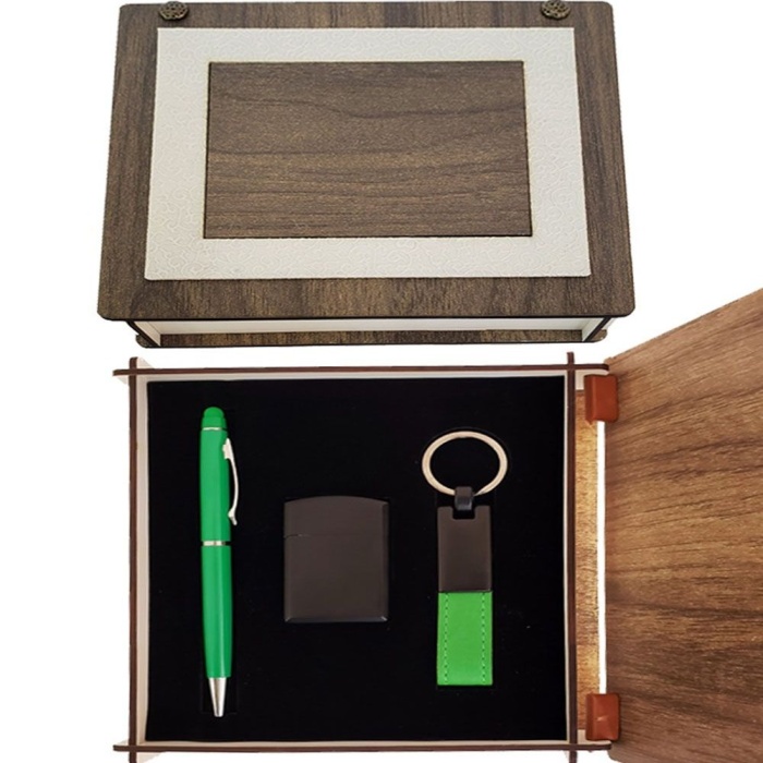 Özel Ahşap Kutulu Yeşil Anahtarlık Kalem ve Çakmak Set