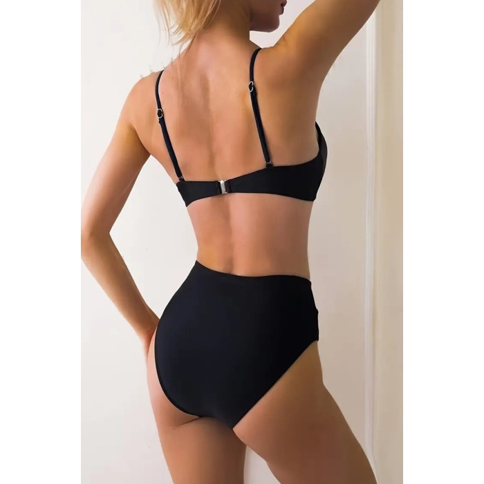 Halka Detaylı V Kesim Bikini Takım