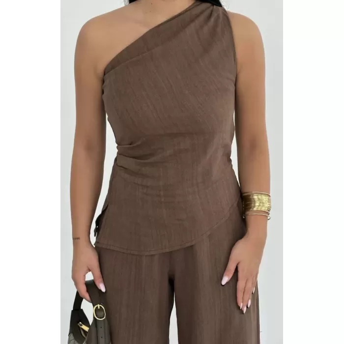 Kadın Keten Asimetrik Tek Omuzlu Bluz Pantalon Takım- Kahverengi