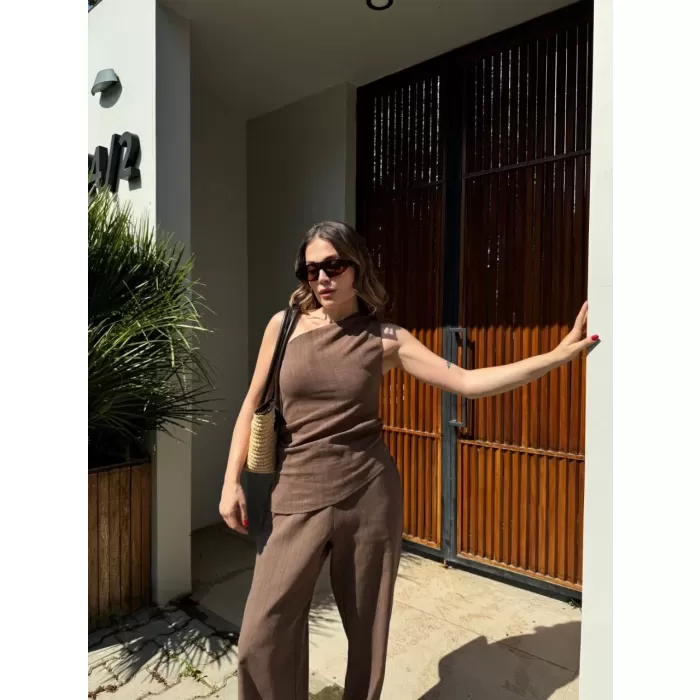 Kadın Keten Asimetrik Tek Omuzlu Bluz Pantalon Takım- Kahverengi