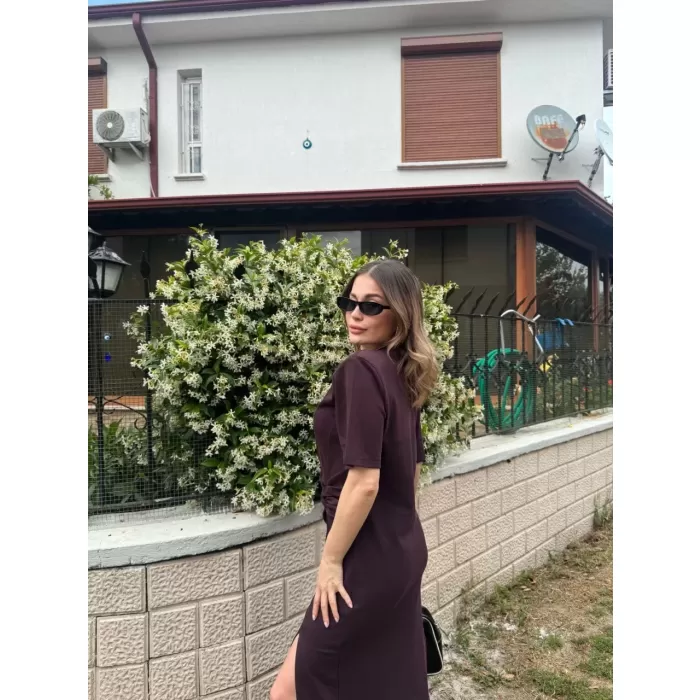 Kadın Kısa Kollu Uzun Yandan Yırtmaçlı Elbise - Kahverengi
