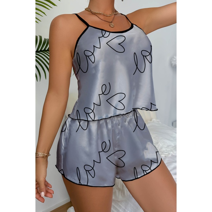 Love Baskılı Gri Saten Şortlu Gecelik Takım
