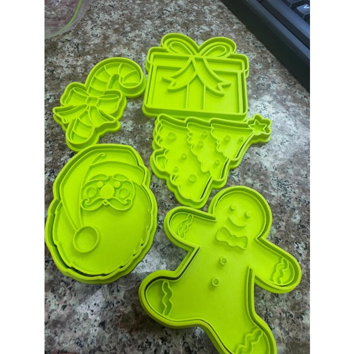 Yılbaşı Temalı Kurabiye Kalıbı – Yeni Yıla Tatlı Bir Başlangıç