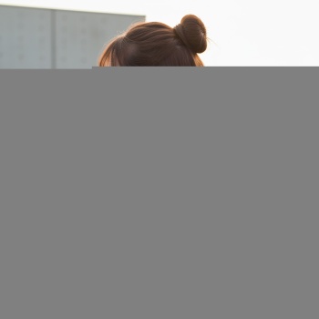 Fiber Sentetik Dalgalı Yarım Ay + 2 Yan Çıt Çıt - Açık Kahve