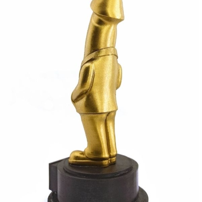 Dick Of The Year – Esprili Masaüstü Ödül Heykeli Model 2