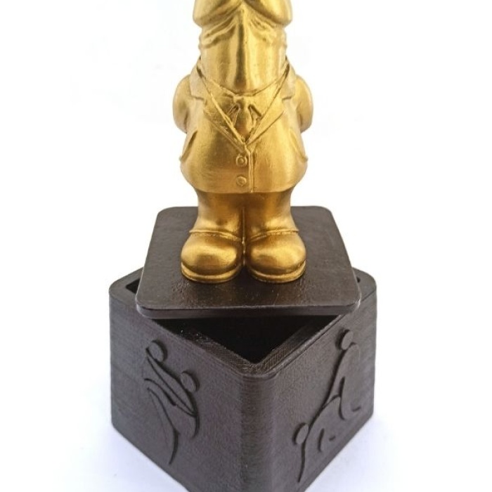 Dick Of The Year – Esprili Masaüstü Ödül Heykeli Model 5