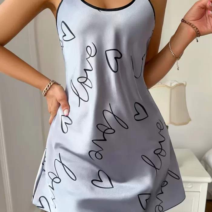 Love Baskılı Gri Saten Gecelik