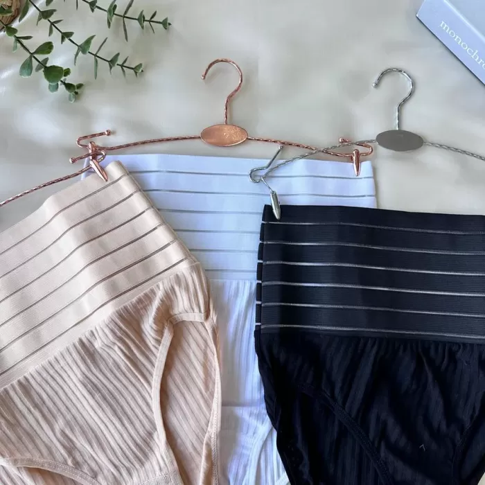 Kadın  Ten Rengi Korse Külot Takımı