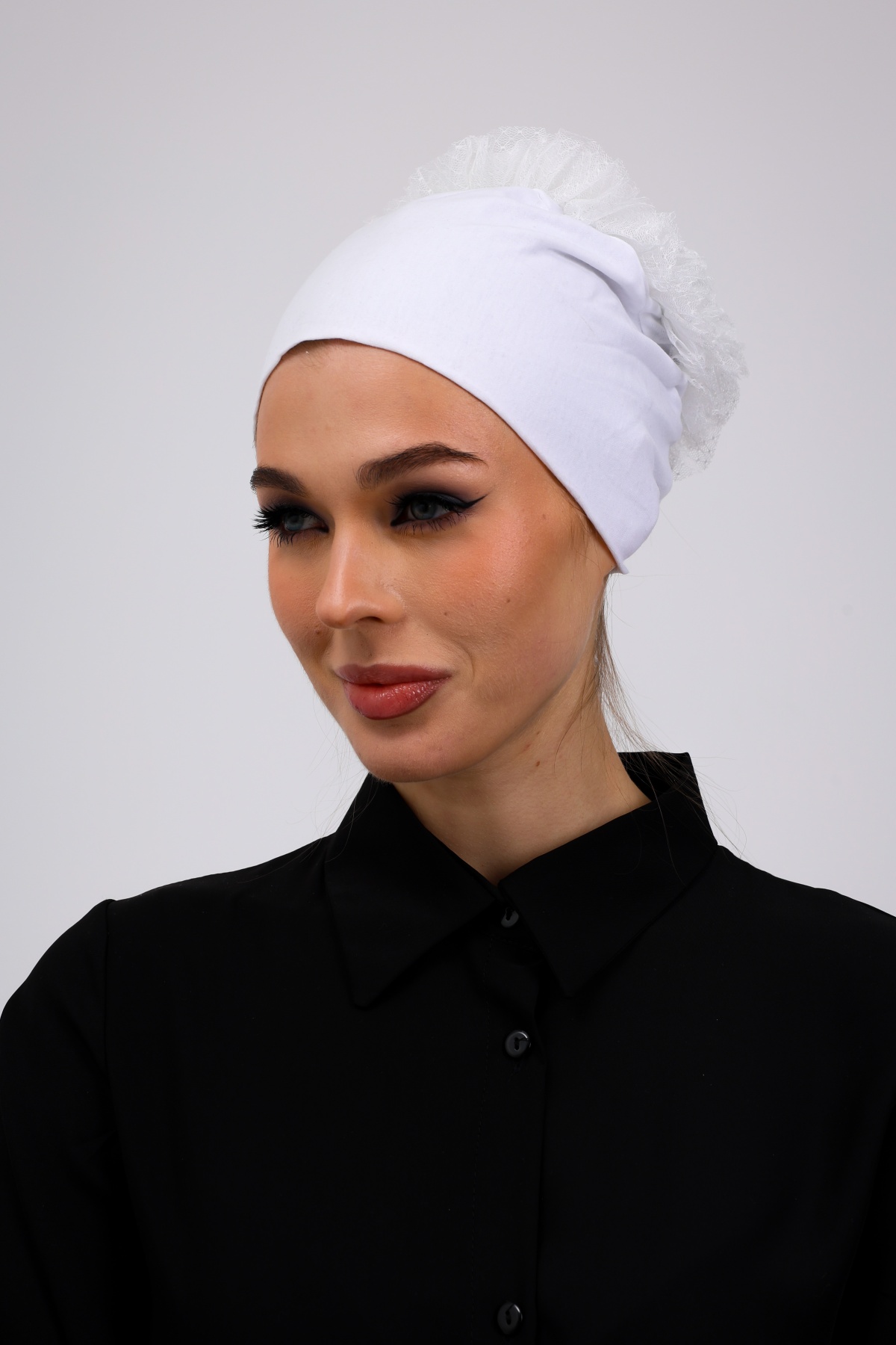 Fırfırlı Ekru Dikişsiz Penye Bone Kadın Tesettür Bağlamalı (Kırık Beyaz)