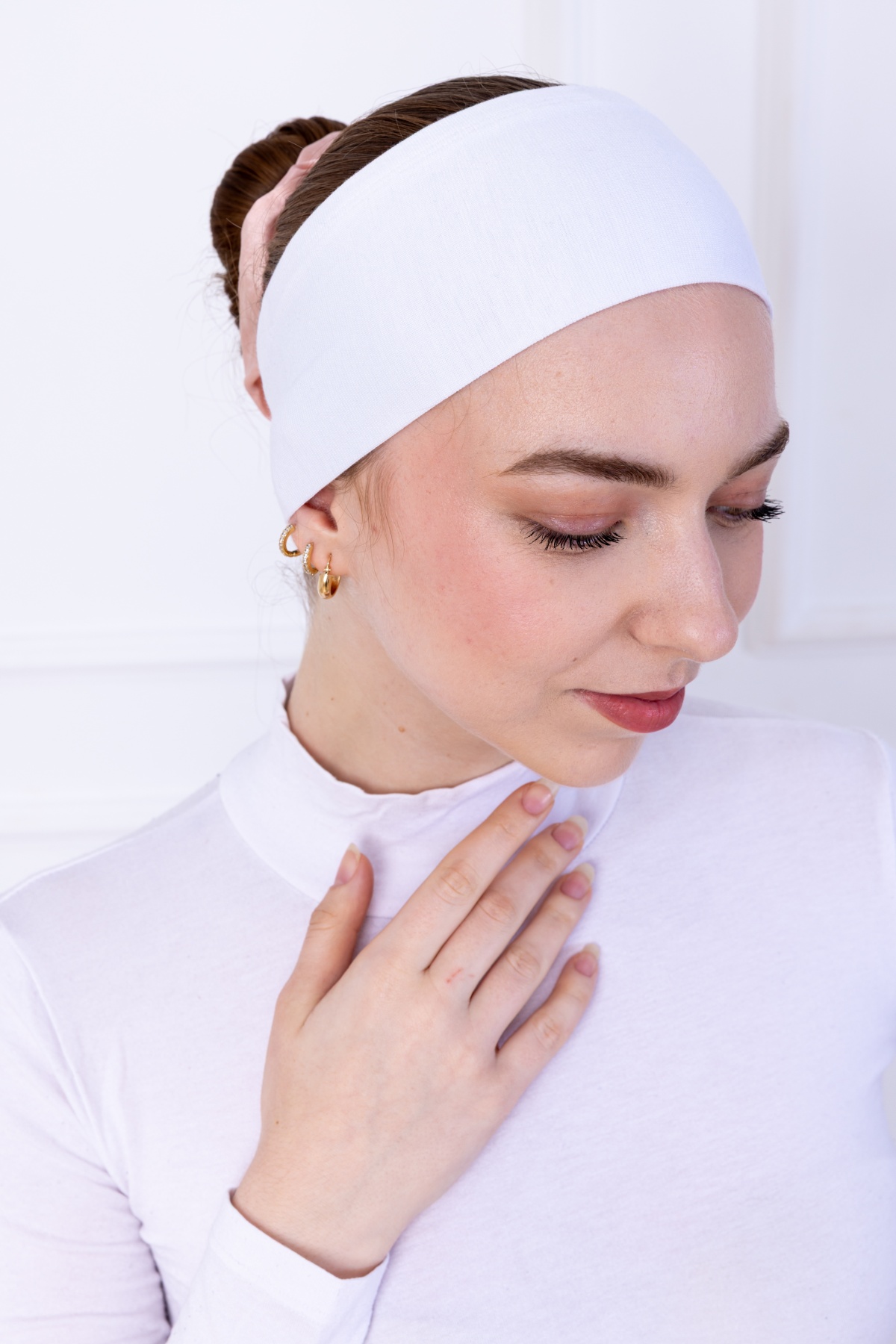 Bandana Beyaz Geçme Dikişsiz Tesettür Bone - Sportif Spor Saç Bandı