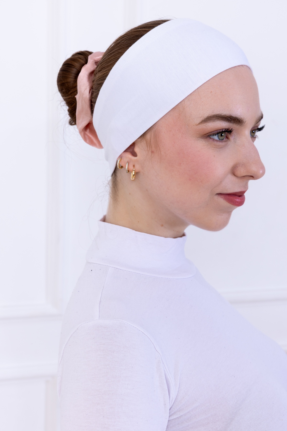 Kaymaz Bandana Beyaz Kaymayan Silikonlu Geçme Tesettür Bone - Sportif Spor Saç Bandı