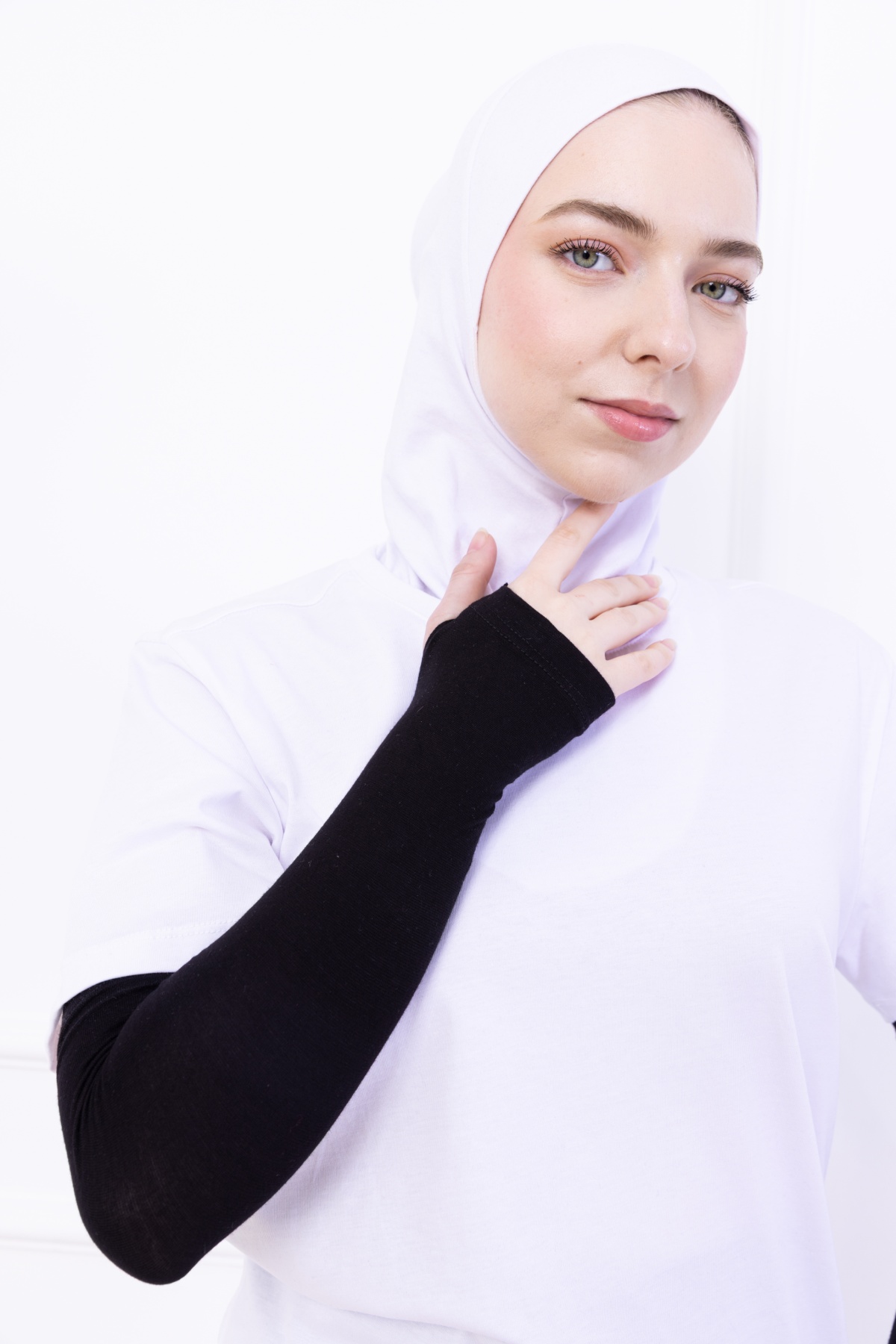 Parmak Geçmeli Likralı Kolluk Siyah - Kadın Tesettür Düz Namaz Kolluğu 1 Çift Viskon Hijab