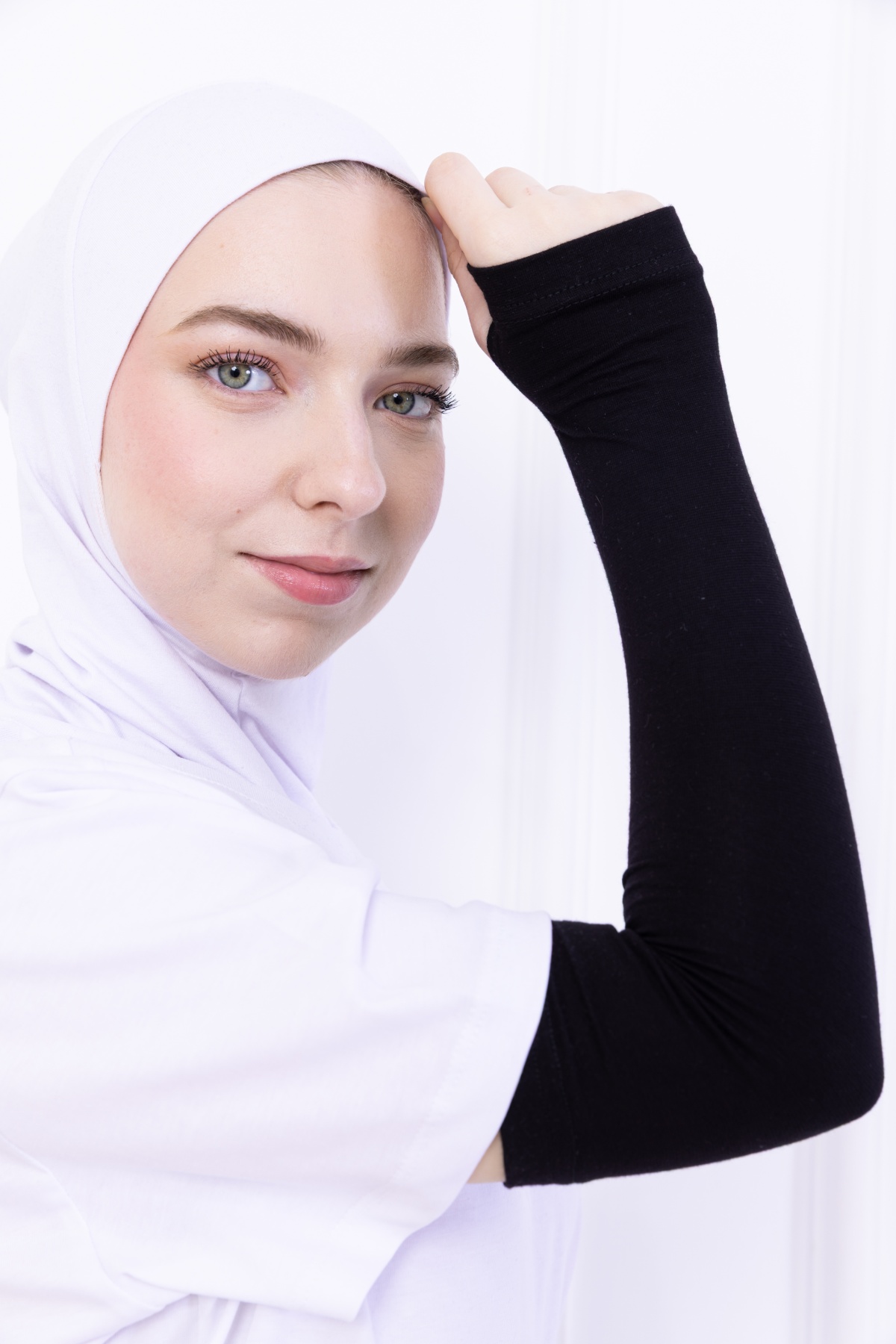 Parmak Geçmeli Likralı Kolluk Siyah - Kadın Tesettür Düz Namaz Kolluğu 1 Çift Viskon Hijab
