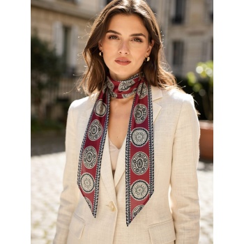 Şık Kombin Tamamlayıcı Kadın Saten Fular Günlük & Özel Gün – Hediye Olarak Alınır