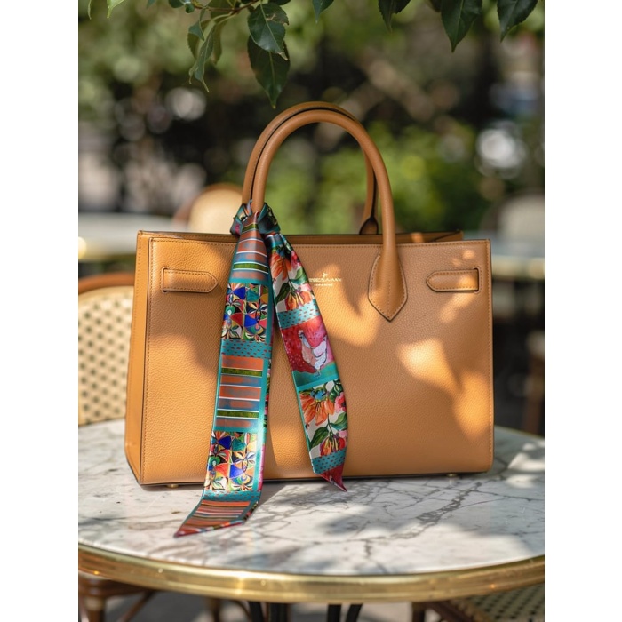 Kadın Çiçek Hayvan Desenli Modern Fular – Boyun, Çanta & Saç Aksesuarı – Şık Hediye Alternatifi