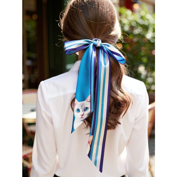 Kadın Mavi Çizgili ve Kedi Desenli Fular – Gömlek, Blazer ve Çanta İçin Uygun– Hediye Alternatifi