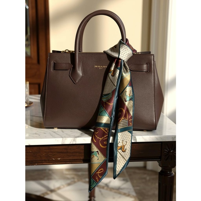 Kadın Klasik Stil Desenli Fular-Minimal ve Klasik Stil-Zamansız Tasarım, Özel Günler İçin Hediye