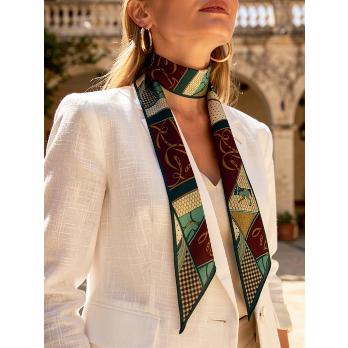 Kadın Klasik Stil Desenli Fular-Minimal ve Klasik Stil-Zamansız Tasarım, Özel Günler İçin Hediye