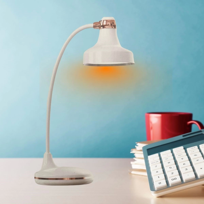 Dokunmatik 3 Farklı Led Işıklı Çalışma Masası Üstü Lamba