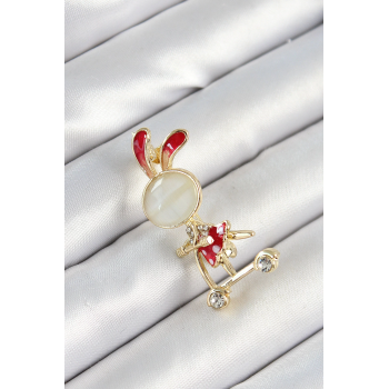 BFS Zirkon Taş Detaylı Kırmızı 3D Scooter Süren Tavşan Kız Figürlü Gold Renk Kadın Broş