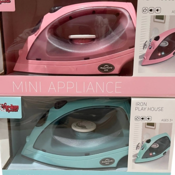 BFS LS820C63-LS820Q63 KUT IŞIKLI VE SESLİ PİLLİ OYUNCAK ÜTÜ