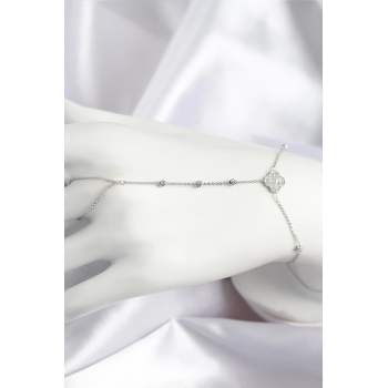 BFS Pirinç Zirkon Taşlı Yonca Model Gümüş Renk Şahmeran