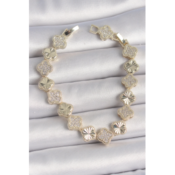 BFS Pirinç Gold Renk Zirkon Taşlı İşlemeli Yonca Model VIP Seri Exculusive Kadın Bileklik