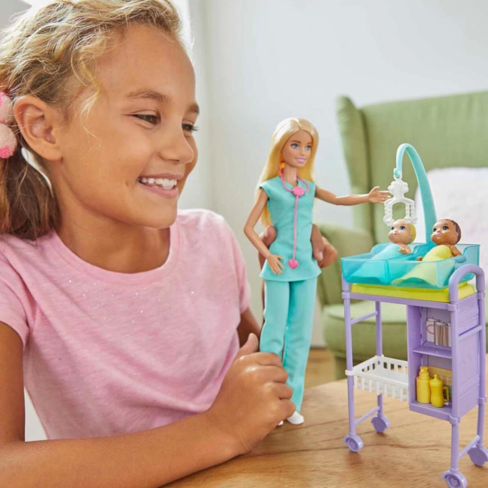 BFS  GKH23 Barbie Bebek Doktoru - Sarışın