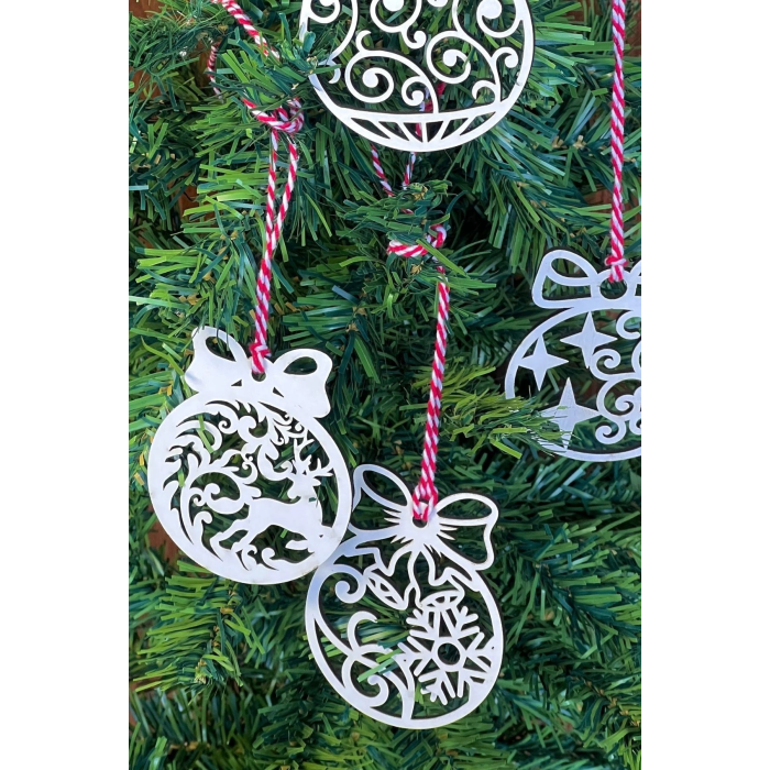 10 Parça Kırmızı Beyaz İpli Fiyonk Model Ahşap Yılbaşı Ağaç Süsü