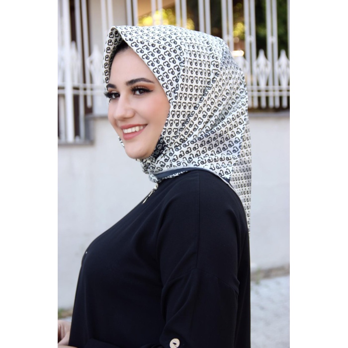 Moda Çizgi Desenli Eşarp