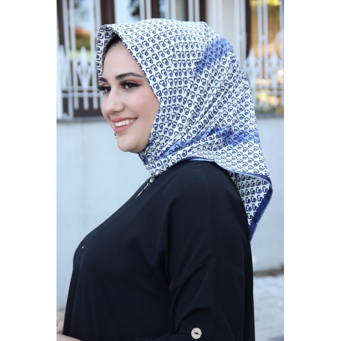 Moda Çizgi Desenli Eşarp