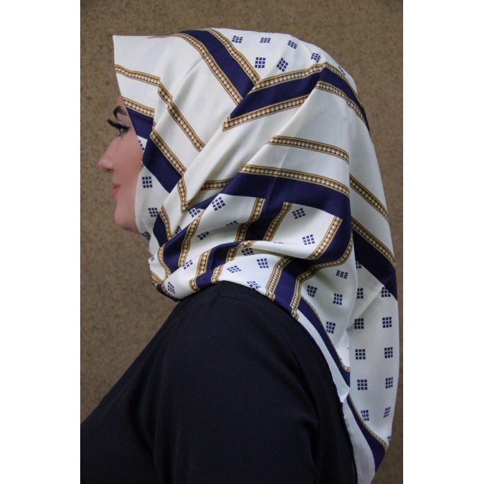 Moda Çizgi Desenli Eşarp