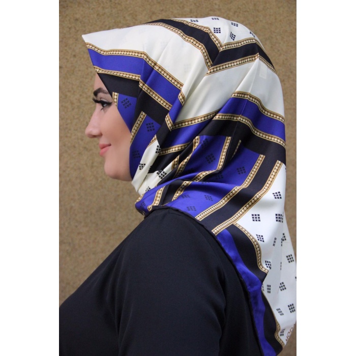 Moda Çizgi Desenli Eşarp