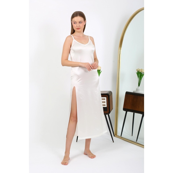 Moda Çizgi Yırtmaçlı Uzun Saten Gecelik Ekru 7410