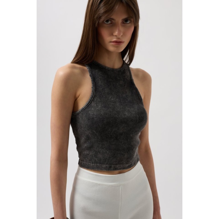 Yıkamalı Halter Yaka Crop Bluz